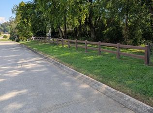617 Davis Acres Dr, Maryville, TN 37804