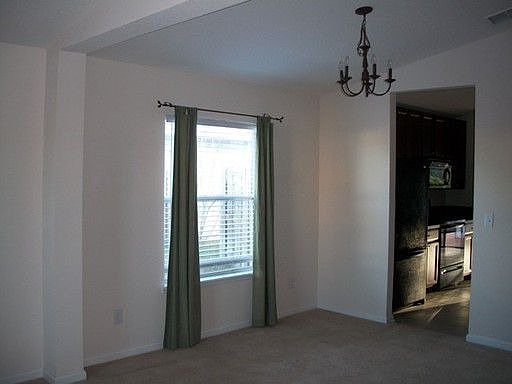 3rd image of 1818 Hollow Glen Dr