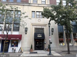 1939 Chestnut St #4C, Philadelphia, PA 19103