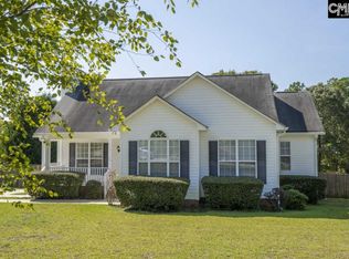 317 Chickadee Ln, Lugoff, SC 29078