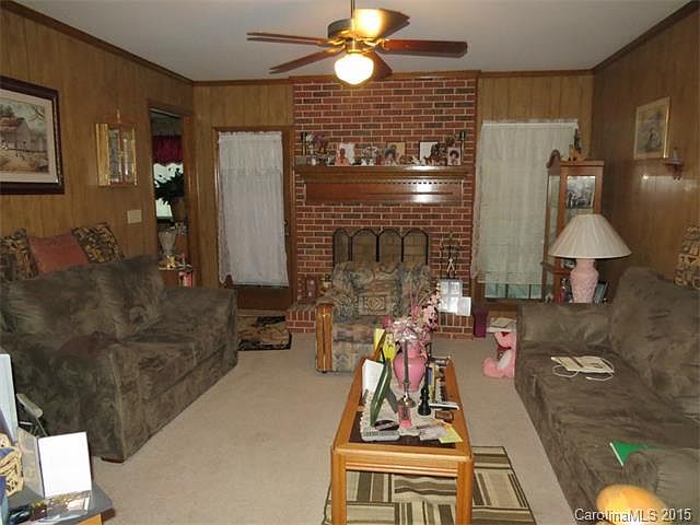 2nd image of 4918 Tennille Ct
