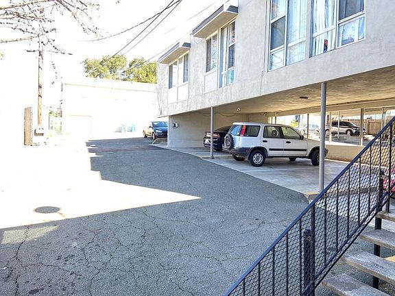 2nd image of 618 Florida St APT 11
