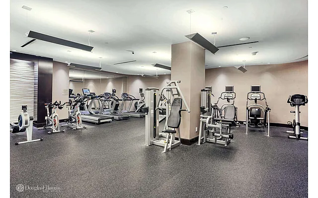 Sold by Douglas Elliman | media 24