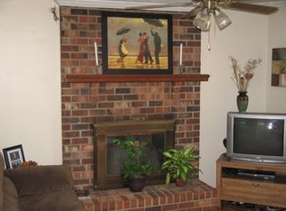 412 Manquin Dr, Aylett, VA 23009