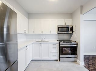 70 Park Street East, Mississauga, ON L5G 1M5