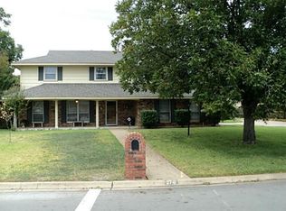 2741 Hurstview Dr, Hurst, TX 76054