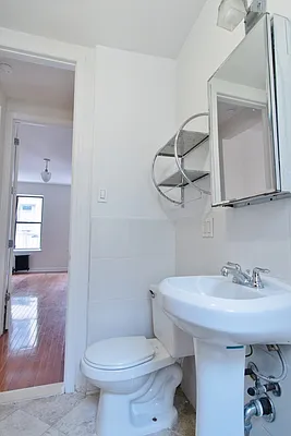 Rented by Julianna Realty Corp | media 29