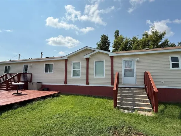 209 2nd Ave E, Starland County, AB T0J 2X0