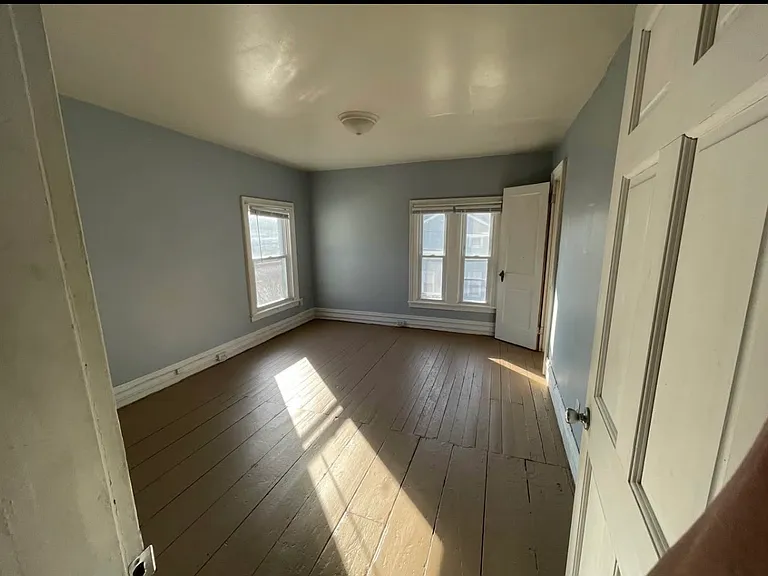 97 N Fulton St #2 — Photo 7