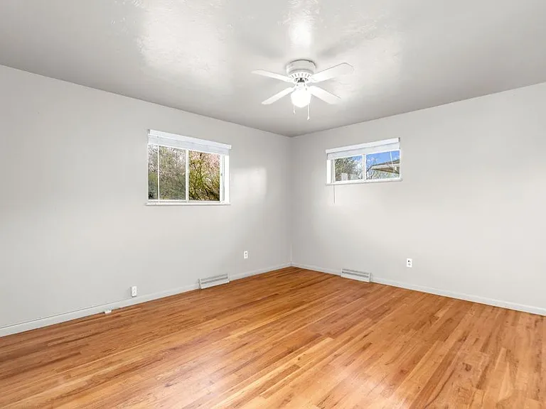 1315 Pine St — Photo 14