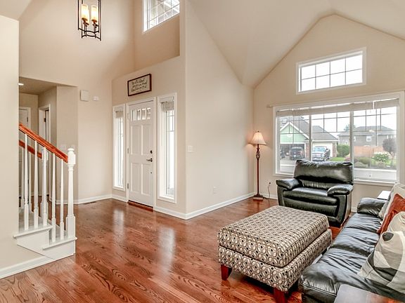 4th image of 13415 157th Street Ct E