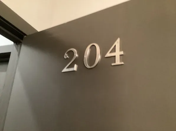 4 S King St APT 204, Halifax, NC 27839