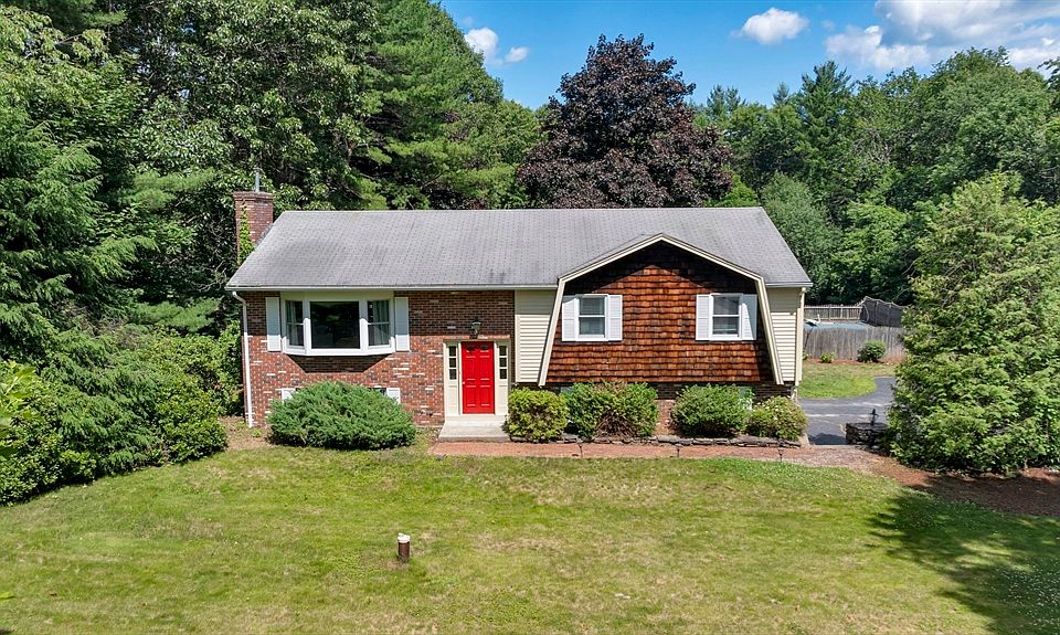 1st image of 27 Hillside Dr