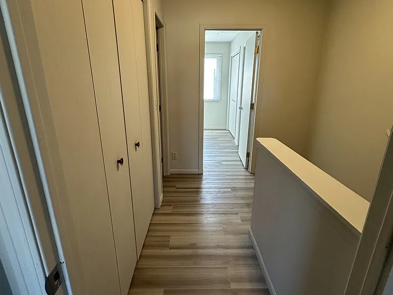 2411 N Kruse Ave #4 — Photo 4