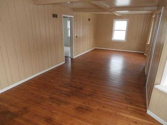 additional property photos.