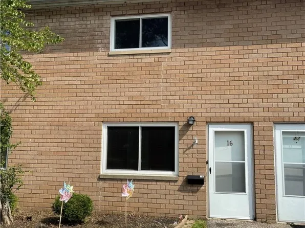 797 Babbitt Rd APT 16, Euclid, OH 44123
