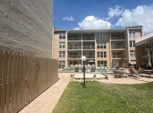 845 Benjamin Franklin Dr UNIT 102, Sarasota, FL 34236