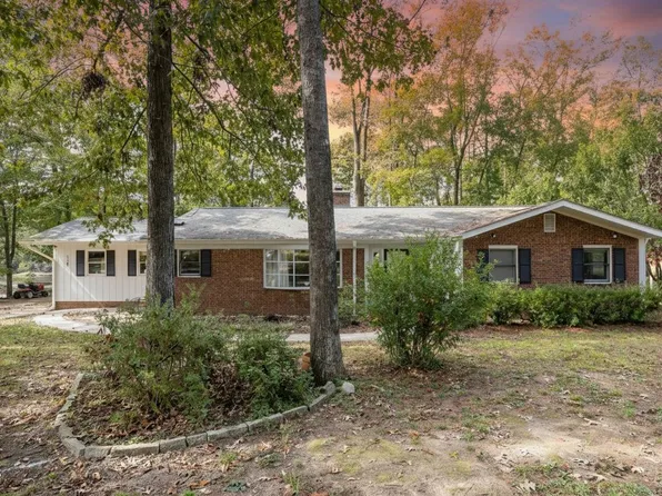 978 Keith Hills Rd, Lillington, NC 27546
