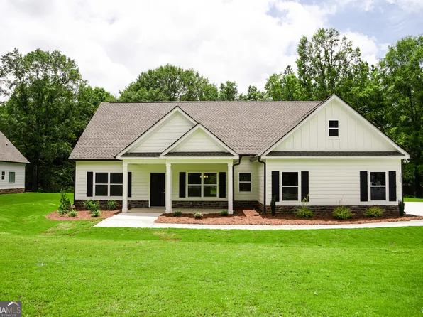1011 Apalachee Shores Ct, Madison, GA 30650