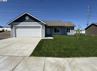 2806 Curlew St, Umatilla, OR 97882