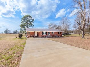 85 County Road 592, Rogersville, AL 35652