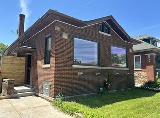 8240 S Dante Ave, Chicago, IL