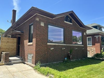 8240 S Dante Ave, Chicago, IL, 60619