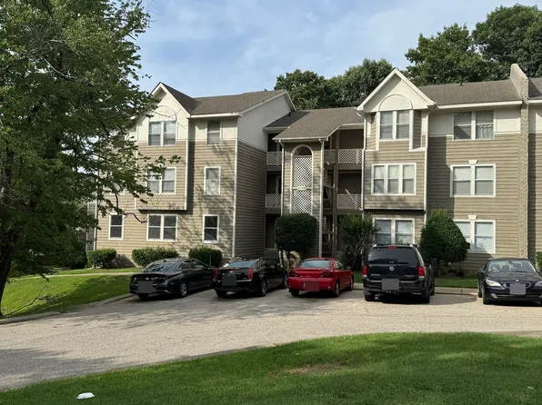 6768 Willowbrook Dr, Fayetteville, NC 28314