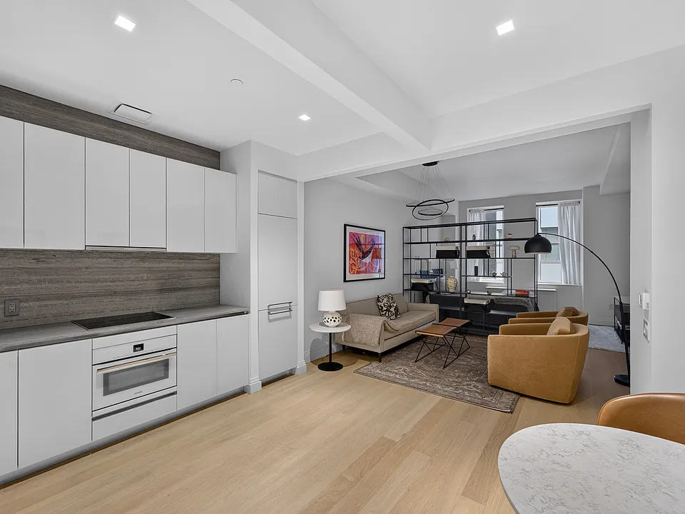 1 Wall St #715