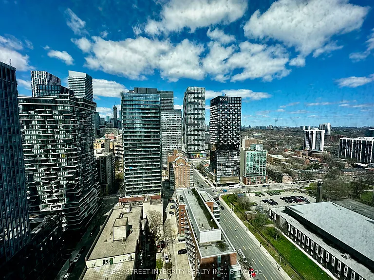 100 Queen St E #2902 — Photo 13