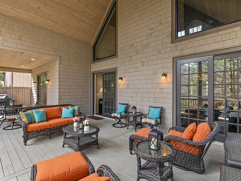 115 Falls Ct W — Photo 20