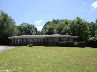1513 Knob Hill Dr, Mobile, AL 36693