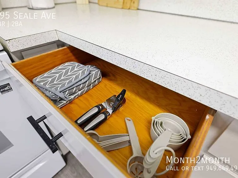 595 Seale Ave — Photo 28