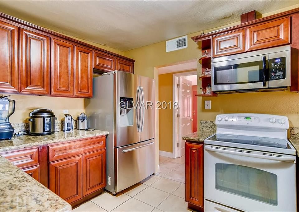 1st image of 2025 E Saint Louis Ave