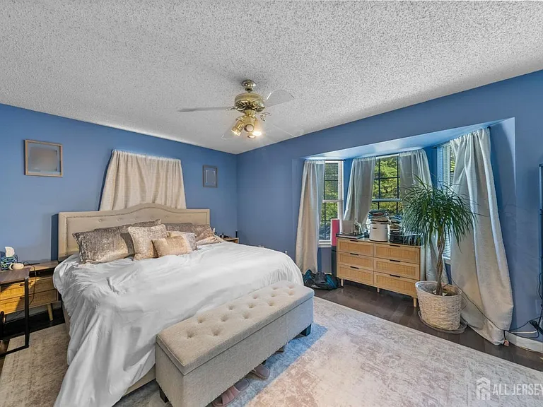 9 Ruby Ct — Photo 4