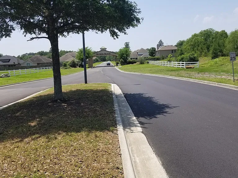 Sunrise Ranch entrance off TX 105, is close to shopping, dining, Lake Conroe & many fun entertainment venues.