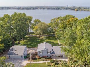 2364 Riverside Dr, Green Bay, WI 54301