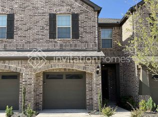 6427 Blue Trl, Arlington, TX 76001