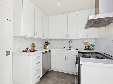 2 Bedroom Plus Den