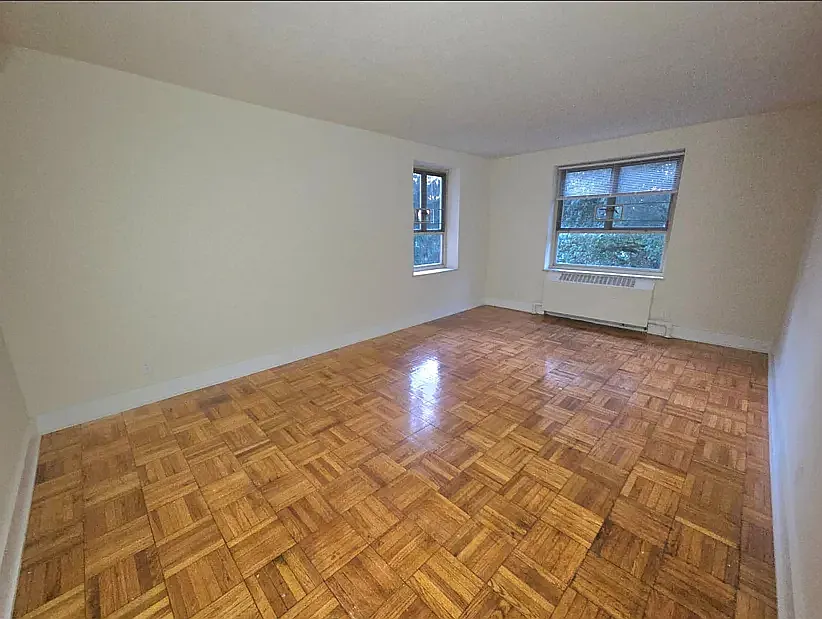 67-31 185th Street — Photo 3