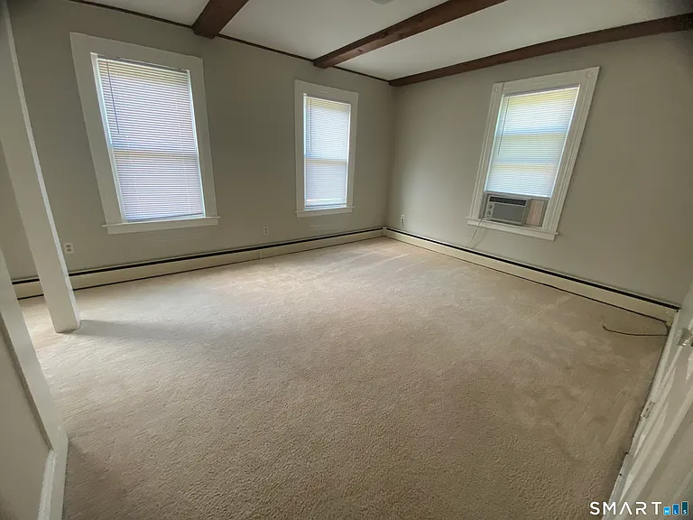 114 Nooks Hill Rd — Photo 11