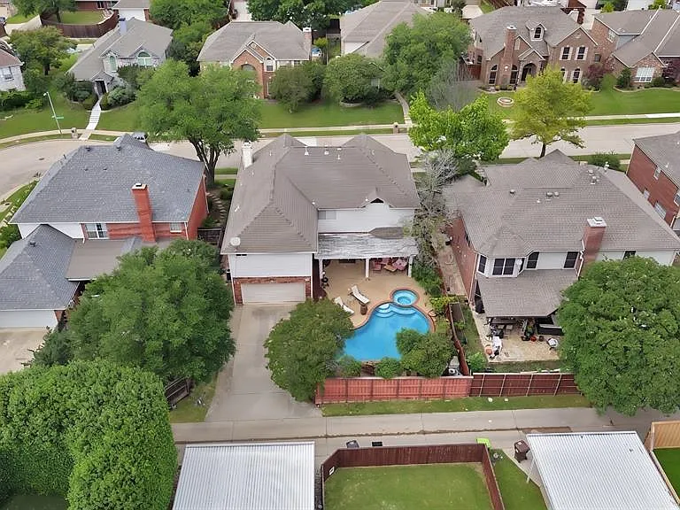 2116 Houlton Ln — Photo 30