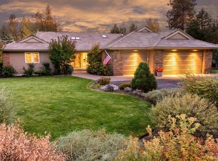 19577 Green Lakes Loop, Bend, OR 97702