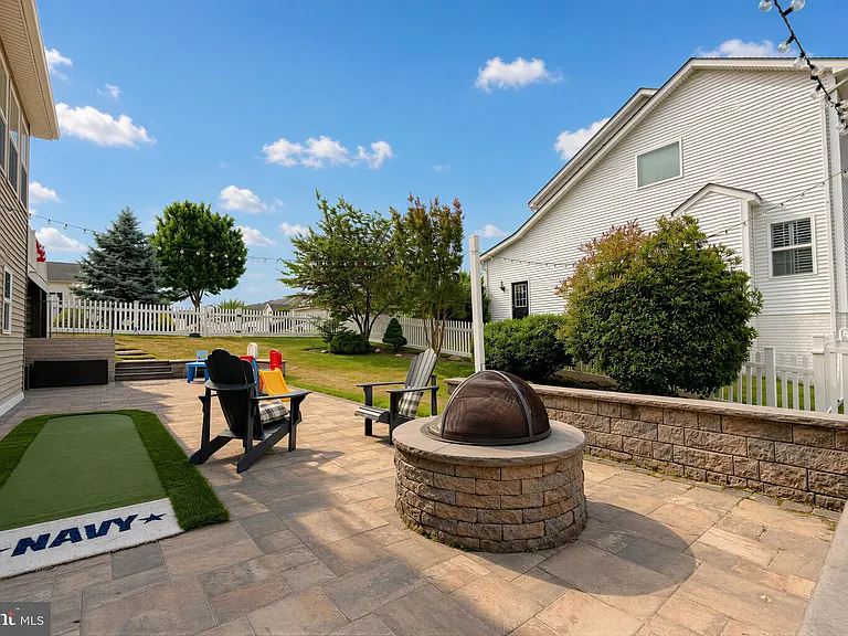 23687 Coventry Dr — Photo 60