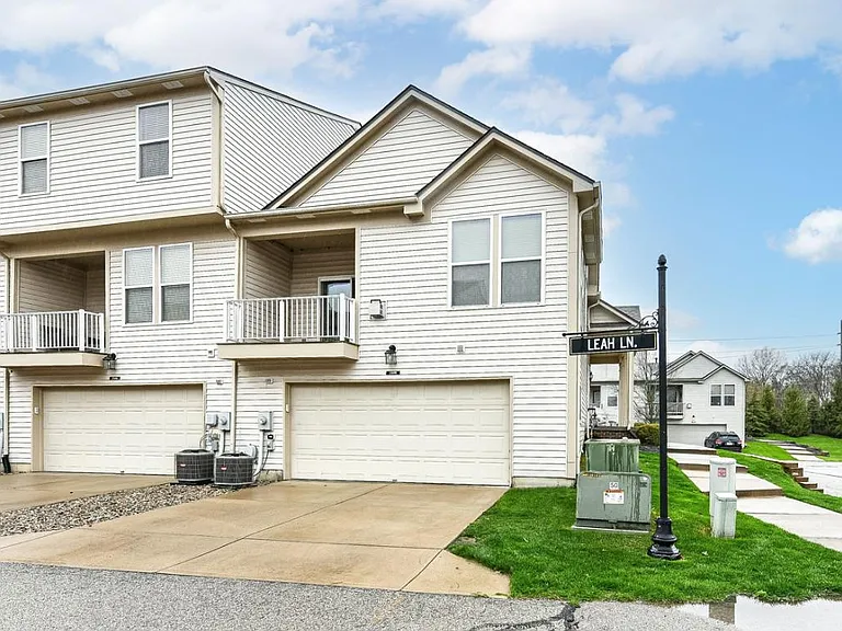 12690 Leah Ln — Photo 33