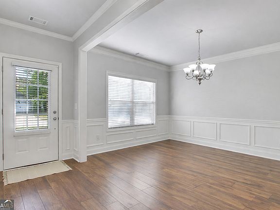 3rd image of 4474 Big Rock Ridge Trl SW