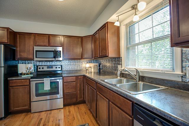 1st image of 125 Southampton Dr