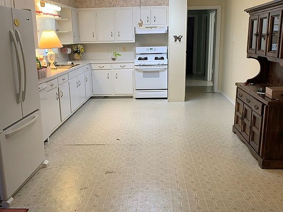 5th image of 3748 Rachel Ave