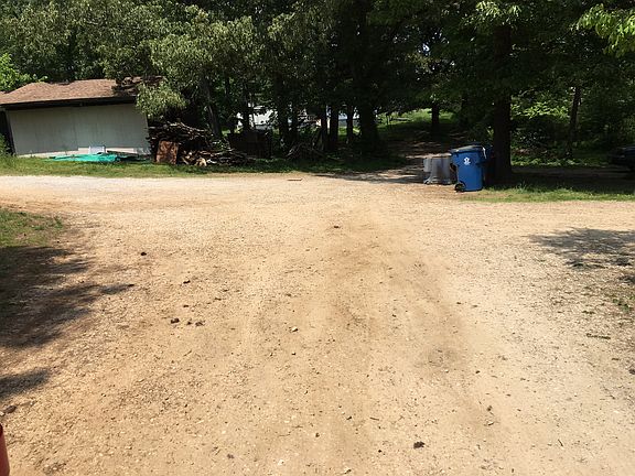 5th image of 00 Hill Top Ln