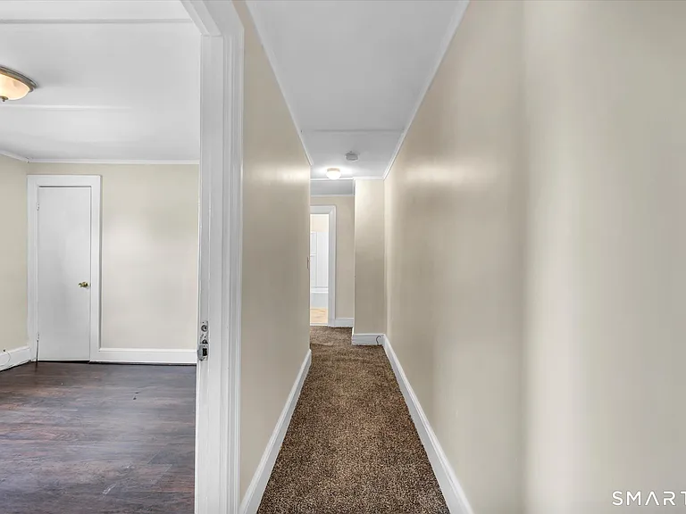 128-130 Sisson St #2 — Photo 22